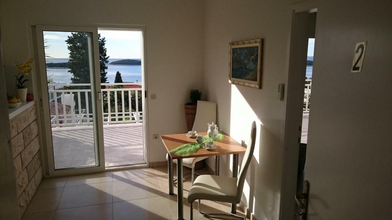 Apartments Mare Хвар Экстерьер фото
